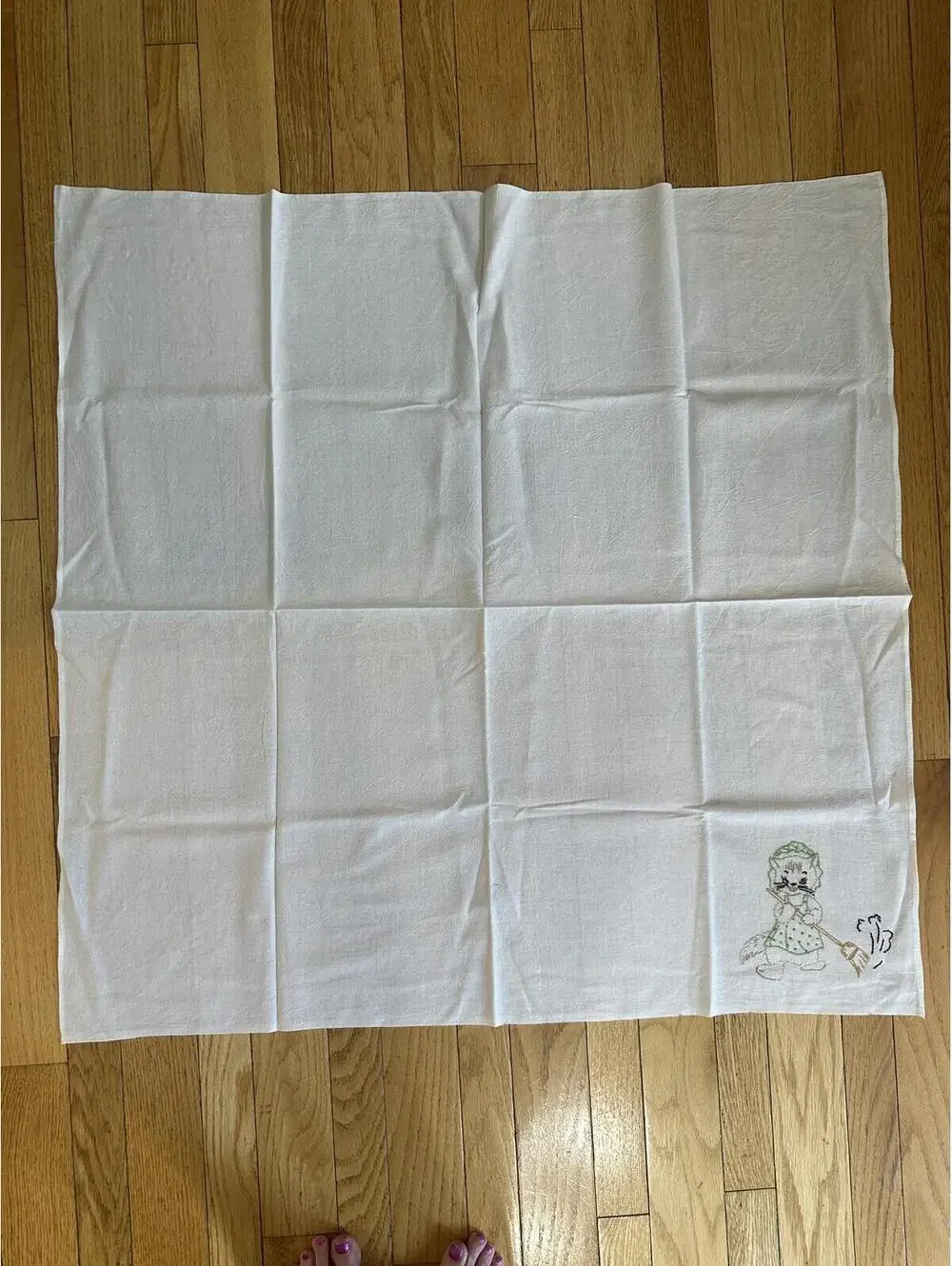 7 VTG Embroidered Tea Towels Cat Turtle Fruit Vegetables Farmhouse Cottagecore